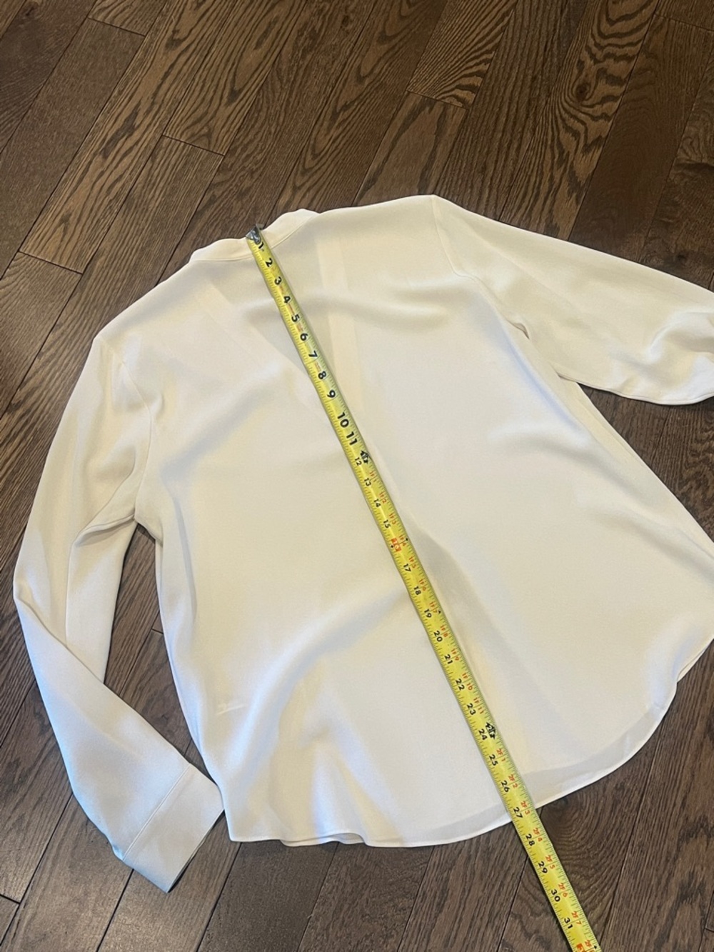 ✨ Eileen Fisher 100% Silk V-Neck Blouse | Ivory White | Size S/P - Picture 7 of 7